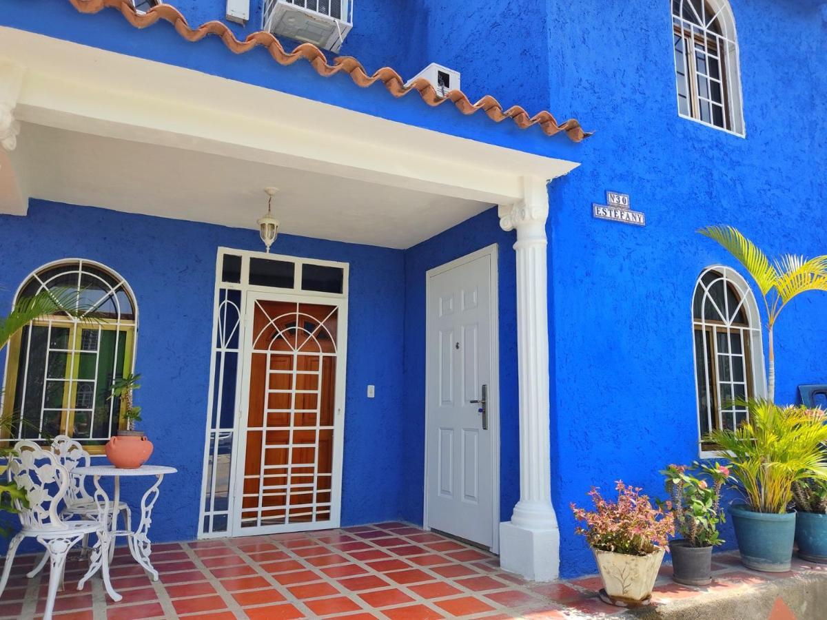 Bella Suite Frente Al Aeropuerto Catia La Mar Dış mekan fotoğraf